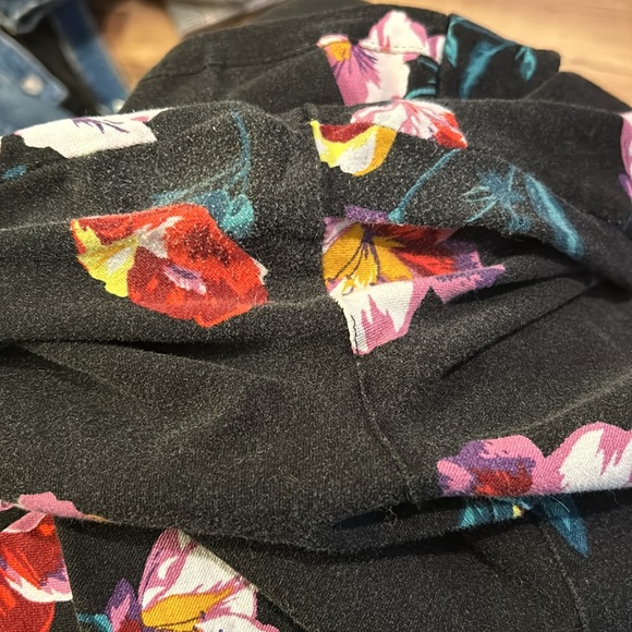 Pixie Pants - Picture 4 of 4